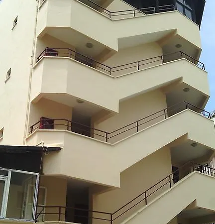 ベッド・アンド・ブレックファスト Gray Wolf