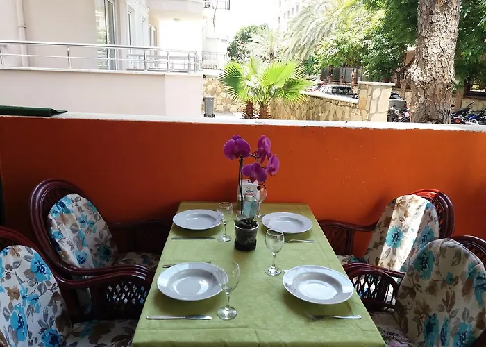 Gray Wolf Bed & Breakfast Alanya